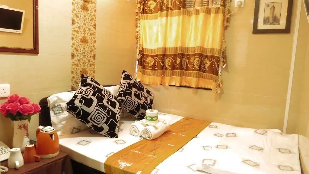 New Day Night Hostel Hong Kong Guest house