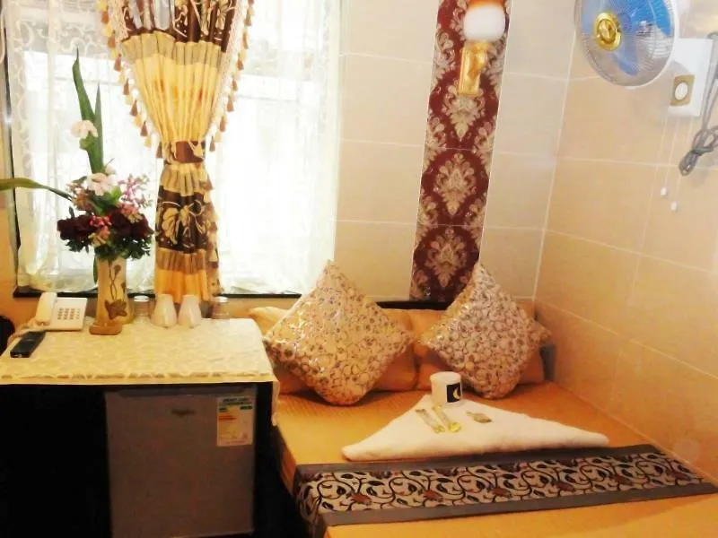 New Day Night Hostel Hong Kong Guest house