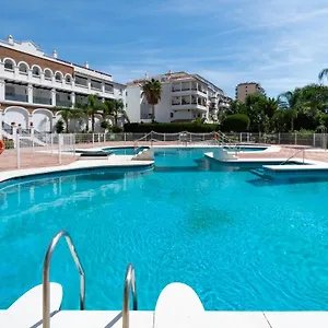 Holidays & Ii, 3 Habitaciones, Piscinas ,150 Metros Playa Apartment Benalmadena